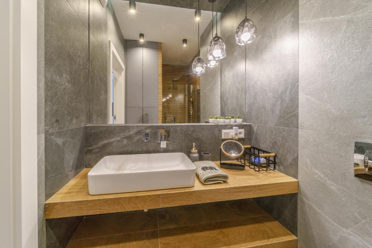 Bright And Charming- Golden Apartments- Center&s18 Leilighet