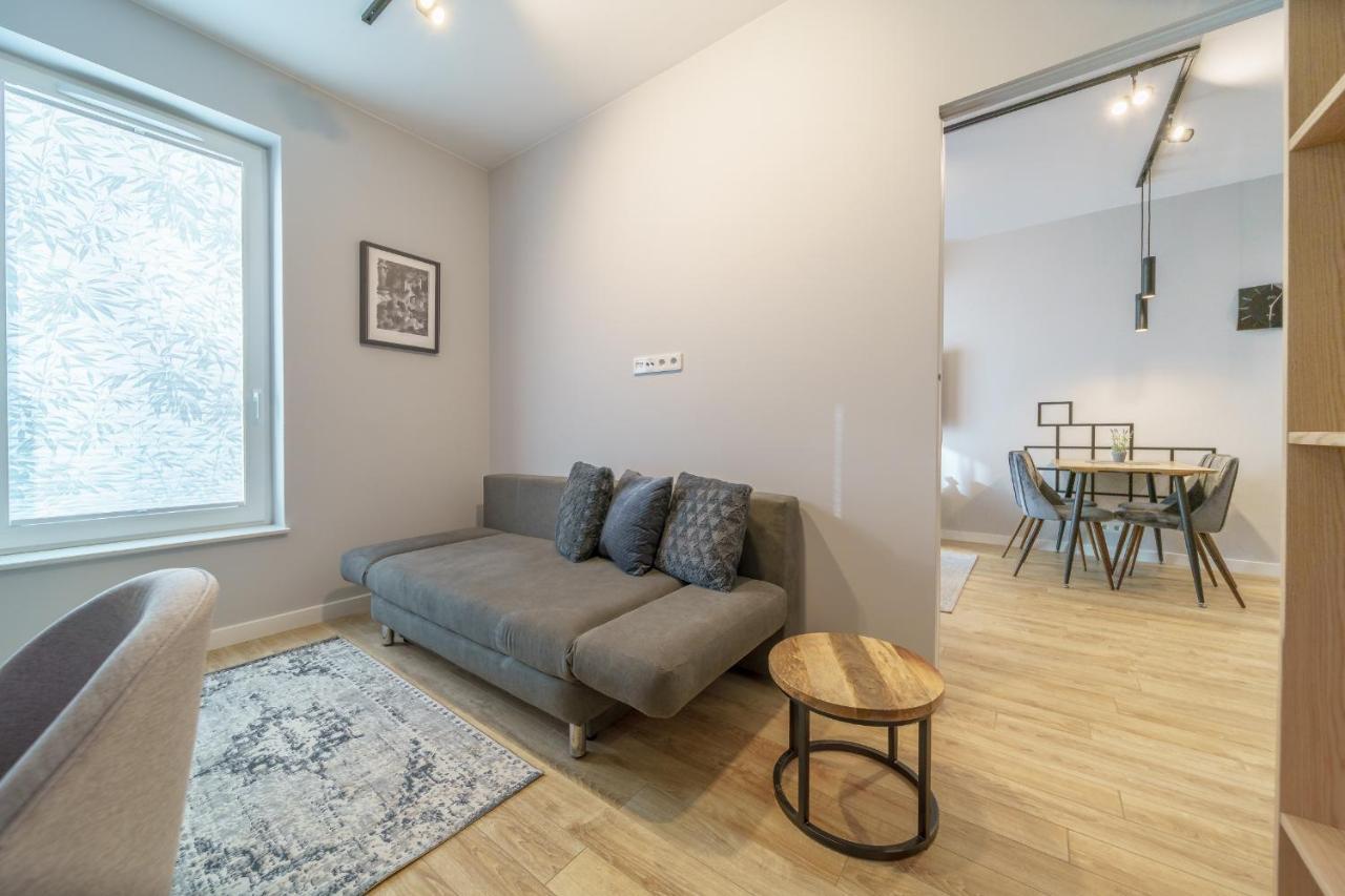 Butas Bright And Charming- Golden Apartments- Center&s18